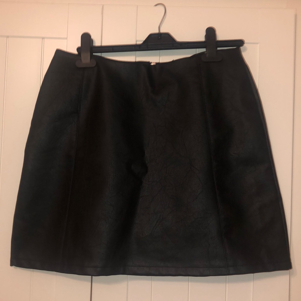 Leather skirt